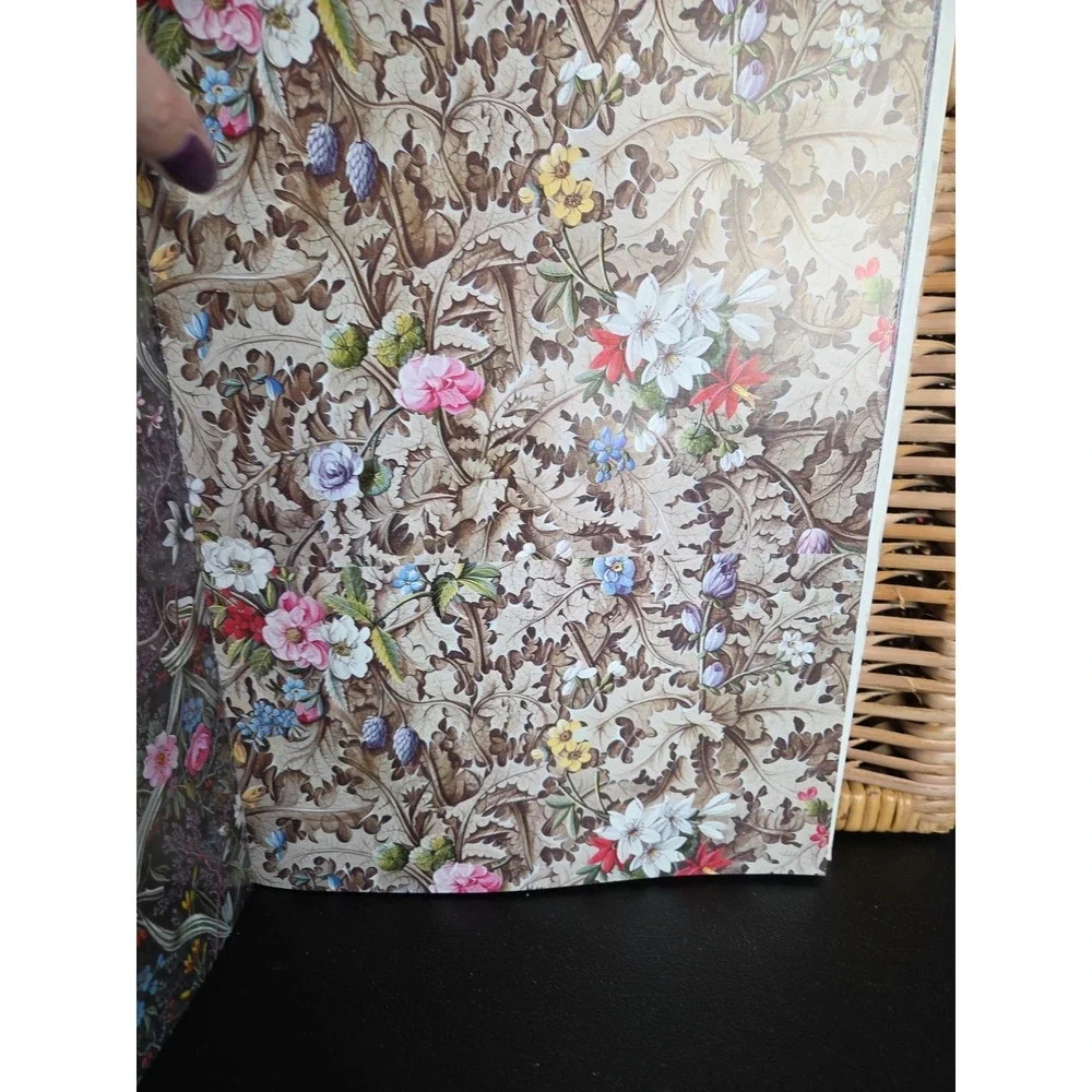 Giftwraps by Artists: English Floral Patterns 18th Century Giftwraps Book USED!